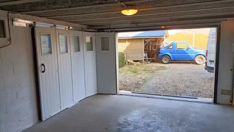 Pour rappel, les travaux d’installation ou changement de portes de garage bénéficient d’une TVA à 10%. N’hésitez pas à consulter nos autres installations de portes de garage pour choisir la solution qui vous conviendra le mieux. Nous restons à votre disposition pour toutes informations supplémentaires au sujet de portes de garage ou pour réaliser un devis gratuit de votre projet. À bientôt chez Vallée de Seine Rénovation, votre fournisseur et installateur de menuiseries dans toute la Normandie et ses alentours. Contactez-nous ! Pour rappel, les travaux d’installation ou changement de portes de garage bénéficient d’une TVA à 10%. N’hésitez pas à consulter nos autres installations de portes de garage pour choisir la solution qui vous conviendra le mieux. Nous restons à votre disposition pour toutes informations supplémentaires au sujet de portes de garage ou pour réaliser un devis gratuit de votre projet. À bientôt chez Vallée de Seine Rénovation, votre fournisseur et installateur de menuiseries dans toute la Normandie et ses alentours. Contactez-nous !
