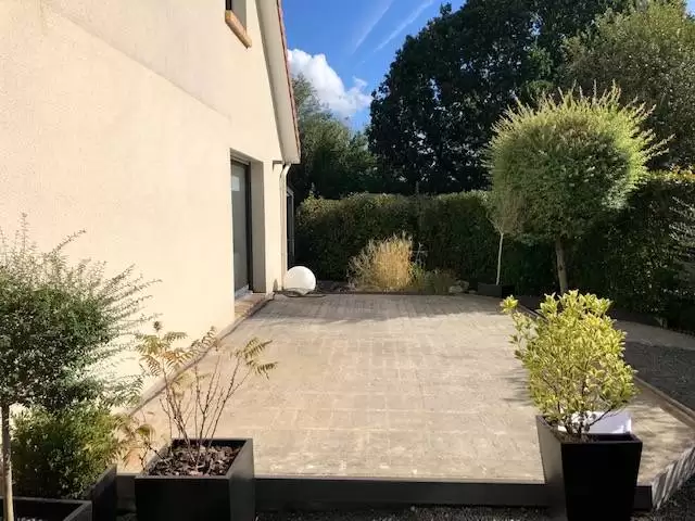 Qui prendre comme fabricant et installateur de véranda près de Rouen 76 et ses alentours ? Qui prendre comme fabricant et installateur de véranda près de Rouen 76 et ses alentours ?