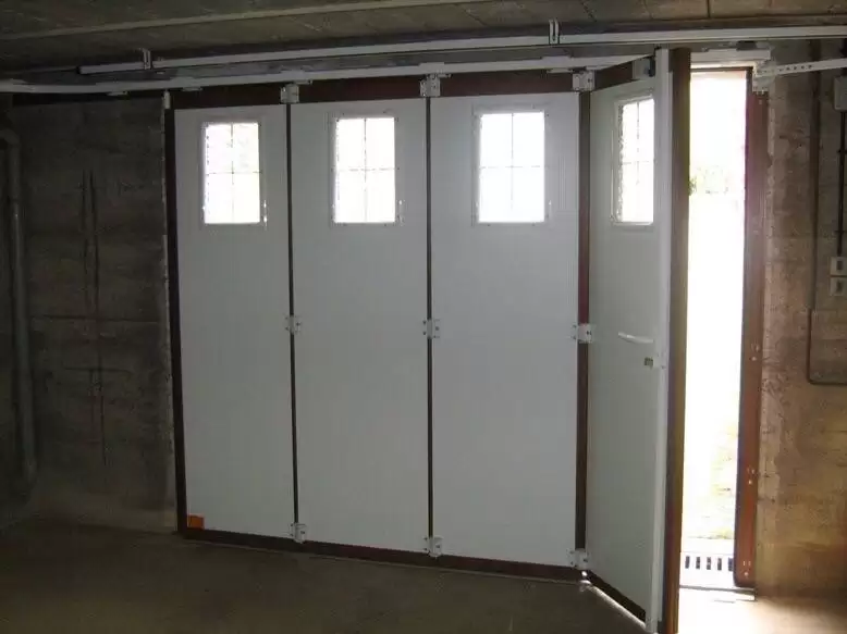 Vente et pose de portes de garage fabrication Française sectionnelles sur Rouen 76000 en Seine-Maritime, Normandie Vente et pose de portes de garage fabrication Française sectionnelles sur Rouen 76000 en Seine-Maritime, Normandie