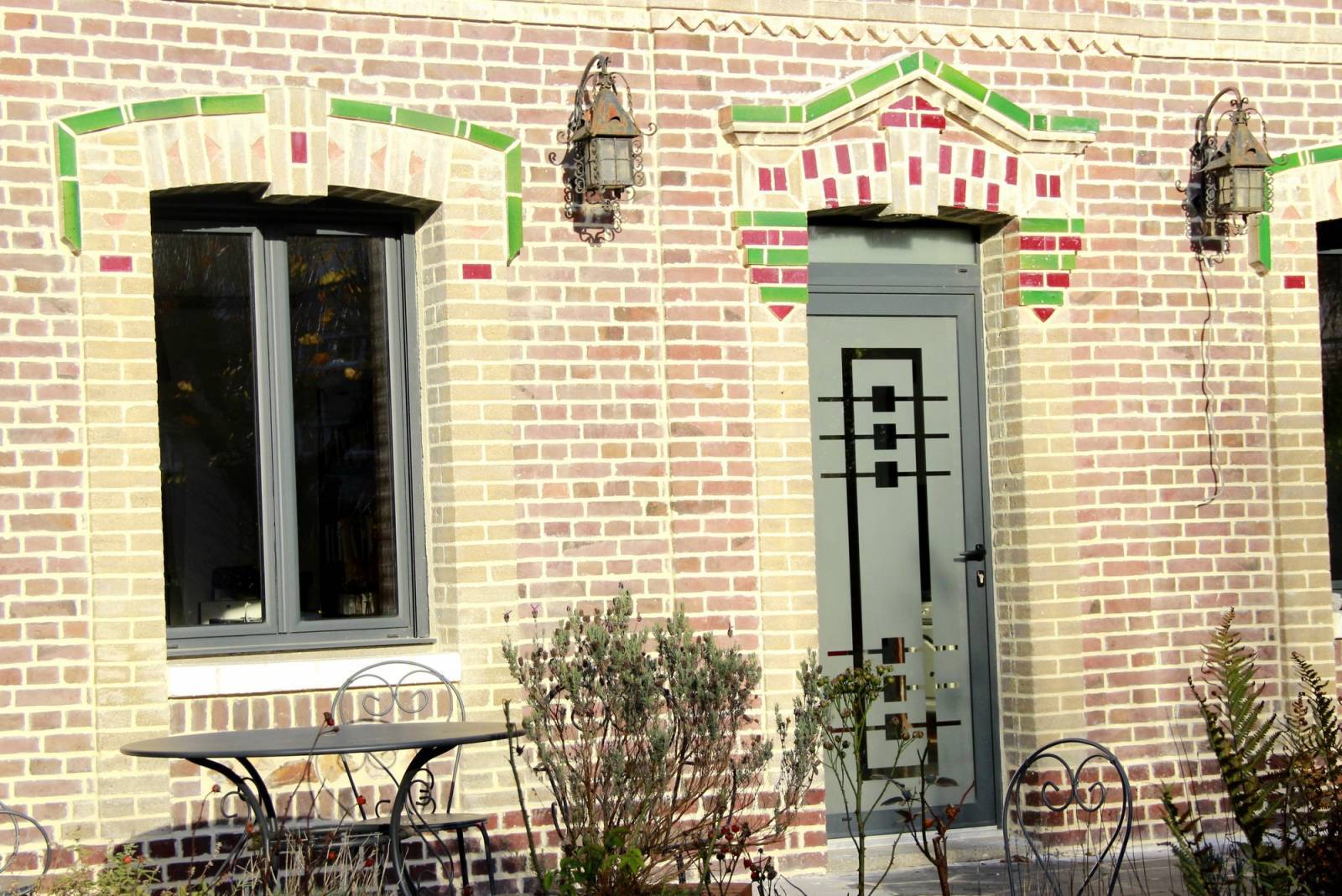 COMMENT INSTALLER OU CHANGER UNE PORTE D'ENTREE EN PVC OU ALU EN NORMANDIE