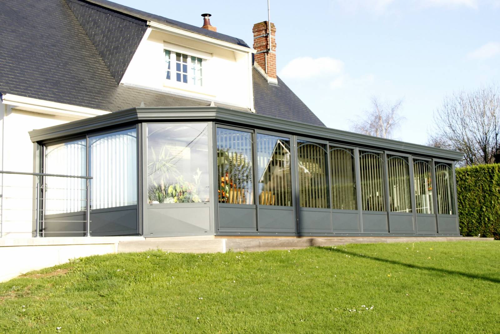 Véranda aluminium Gris Anthracite proche de Rouen 76