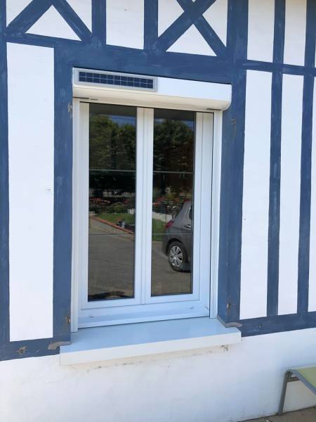 Volets solaires Bubendorff installés par notre entreprise, Vallée de Seine Rénovation