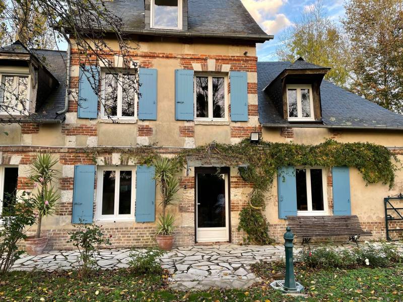 Faire poser de nouveaux volets sur des gonds existants à Sahurs 76