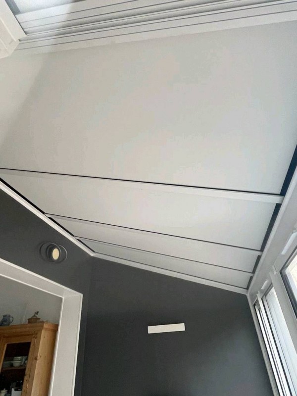 Fourniture et pose d’une véranda blanche en aluminium à Rouen dans le 76