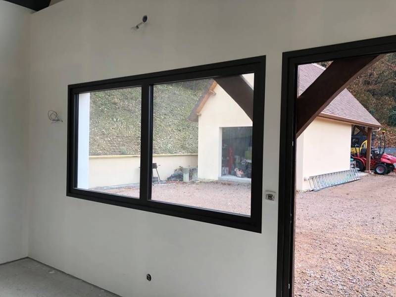 menuiserie aluminium sur mesure brun