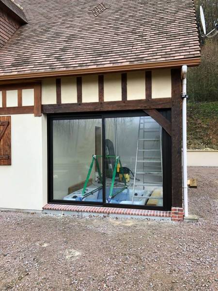 installation menuiseries aluminium sur mesure