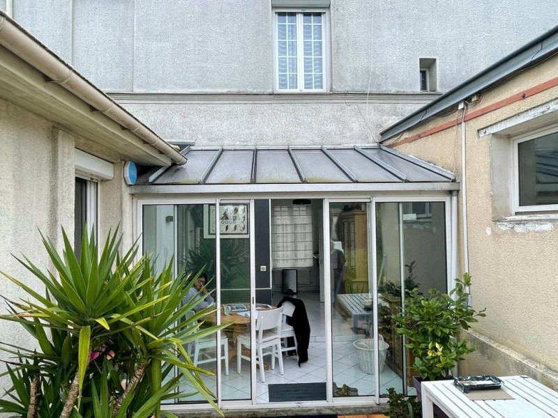 Fourniture et pose d’une véranda blanche en aluminium à Rouen dans le 76