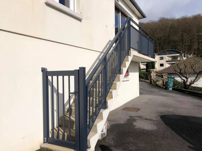 Faire installer un Garde-corps en aluminium pour escalier et ou balcon près de Caudebec-En-Caux 76