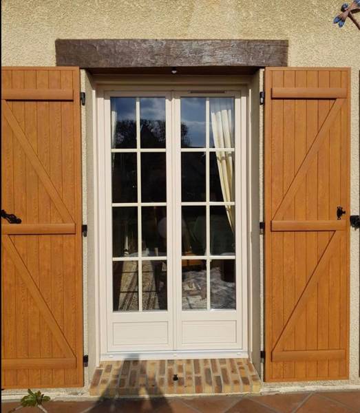 Trouver une entreprise spécialisée dans la pose de menuiseries PVC près de Canteleu 76