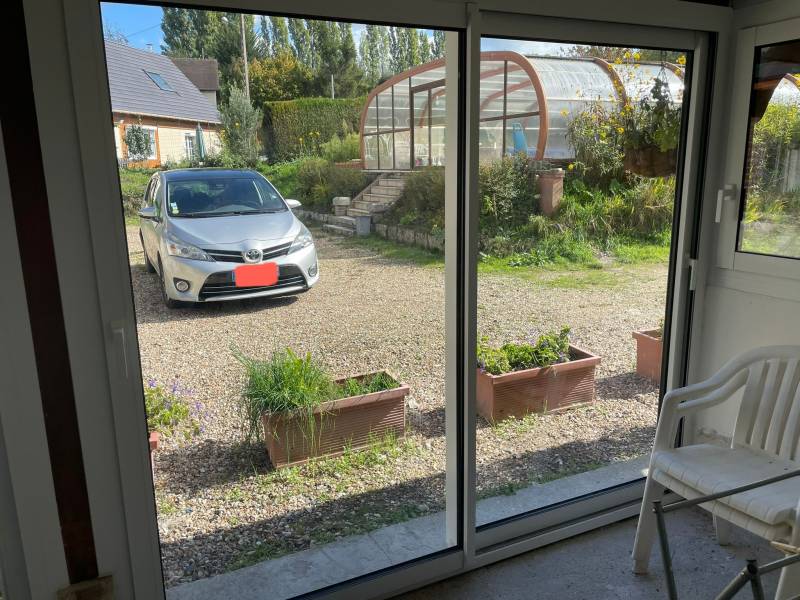 Fourniture et pose de coulissant aluminium en blanc au Trait 