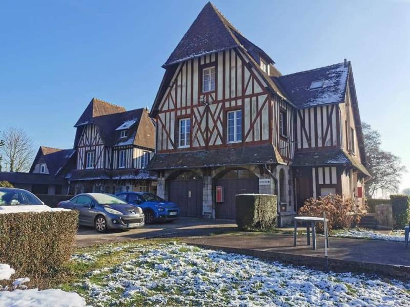 Rénovation et pose de menuiseries PVC blanc à Louvetot