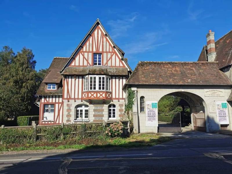 Rénovation et pose de menuiseries PVC blanc à Louvetot