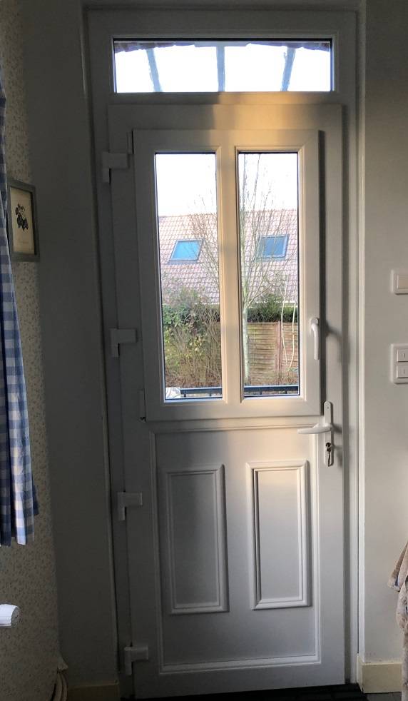 Fabricant local pour porte d'entrée 