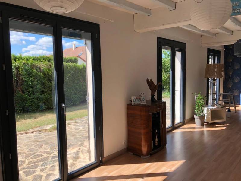 Rénovation de fenêtres PVC 7016 intérieur sur Rouen 