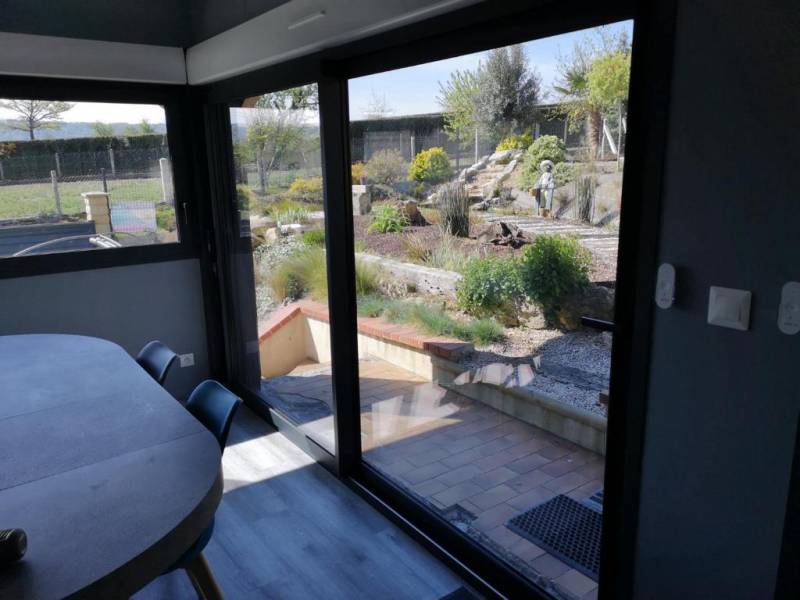 Installation de coulissant aluminium RAL  nouvelle gamme à Jumièges 