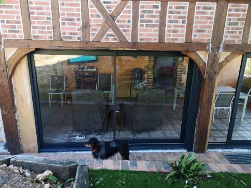 Installation de coulissant aluminium RAL  nouvelle gamme à Jumièges 