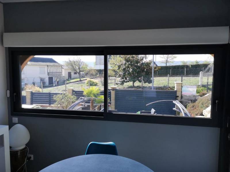 Installation de coulissant aluminium RAL  nouvelle gamme à Jumièges 