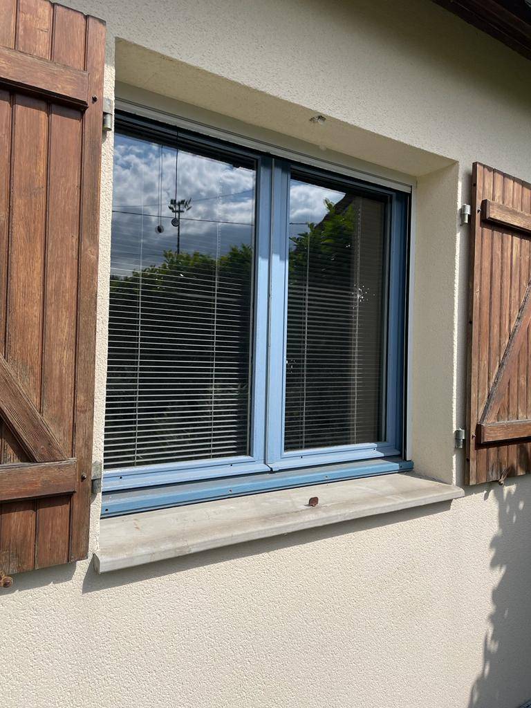 Rénovation de menuiseries PVC blanches avec petit-bois à Grand-Quevilly (76)