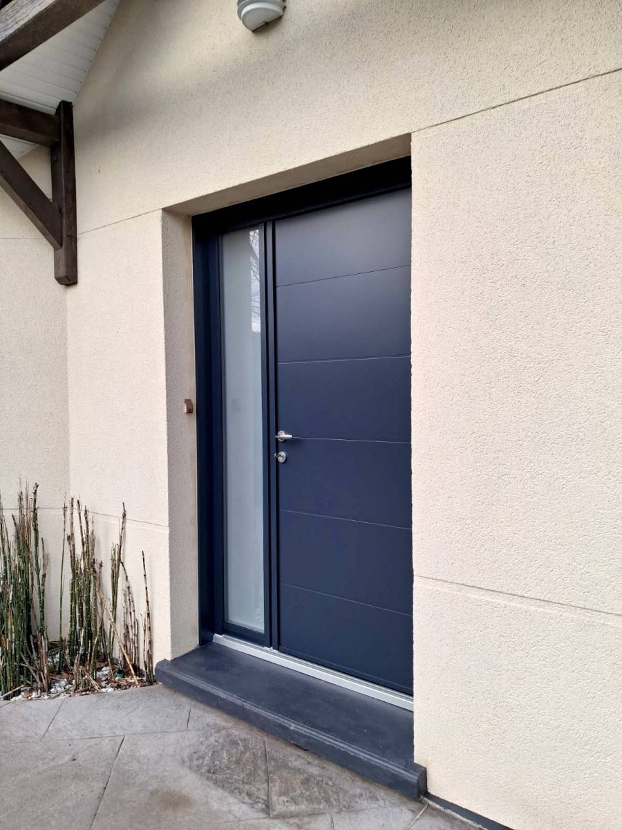 Porte d'entrée en aluminium - bleu canon !