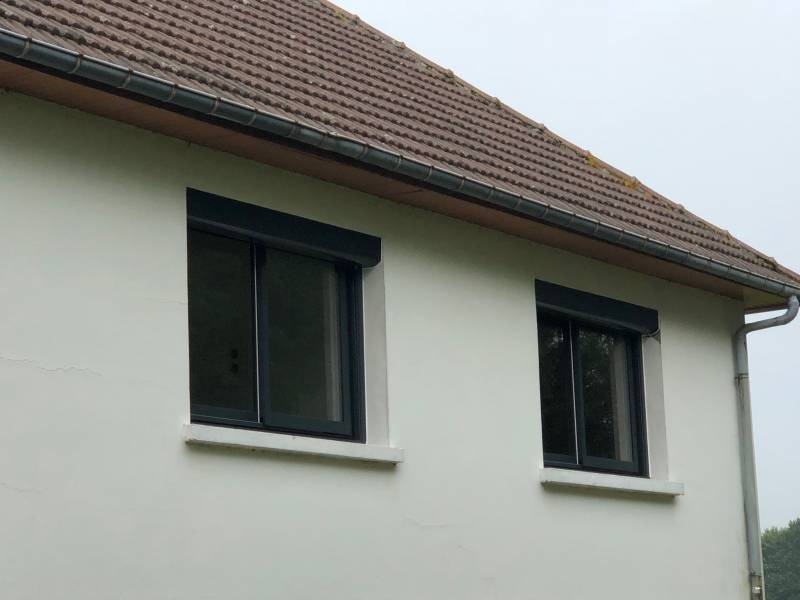 Où trouver des menuiseries alu bicolore blanc/noir proche de Rouen 76