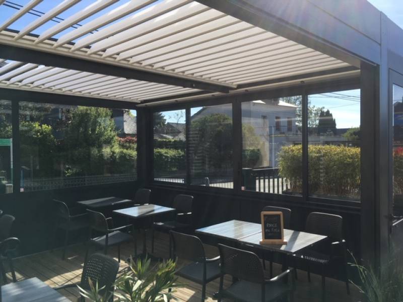 Notre beau coulissant avec la toiture ouverte sous ce beau soleil