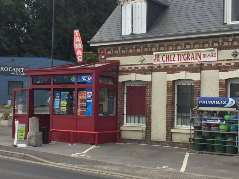 Où trouver une véranda en aluminium rouge à rupture de pont thermique proche de Dieppe 76