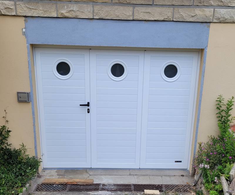 Remplacement d'une porte de garage à Saint-Étienne-du-Rouvray 