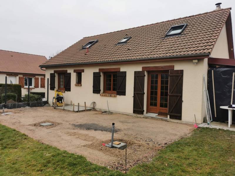 Fourniture et pose d’une pergola bioclimatique à Mesnières en Bray dans le 76