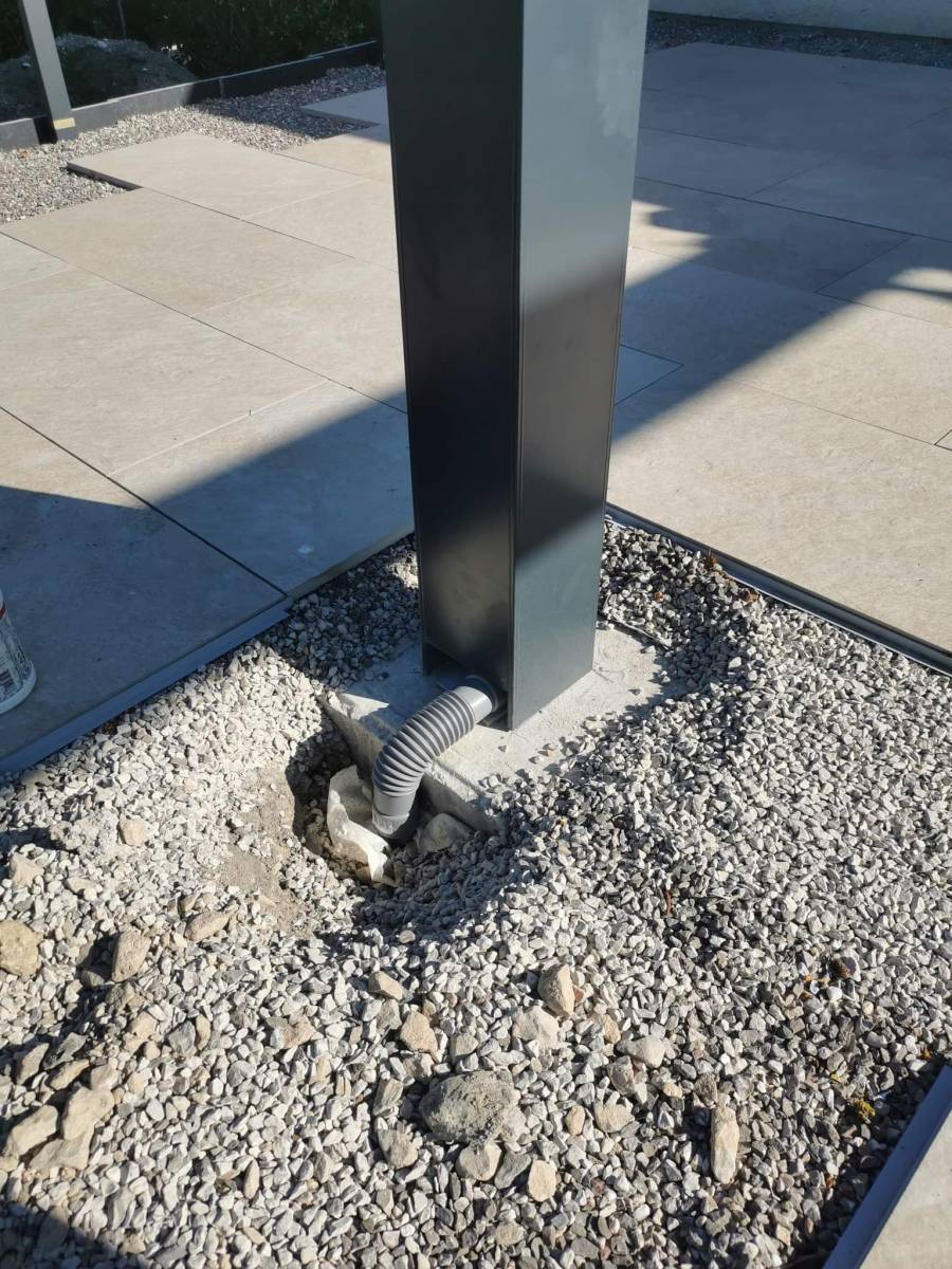 Fourniture et pose d’une pergola bioclimatique à Mesnières en Bray dans le 76