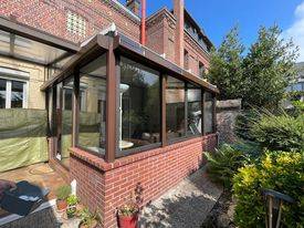 Installation de volets roulants solaires sur une véranda à Rouen 76